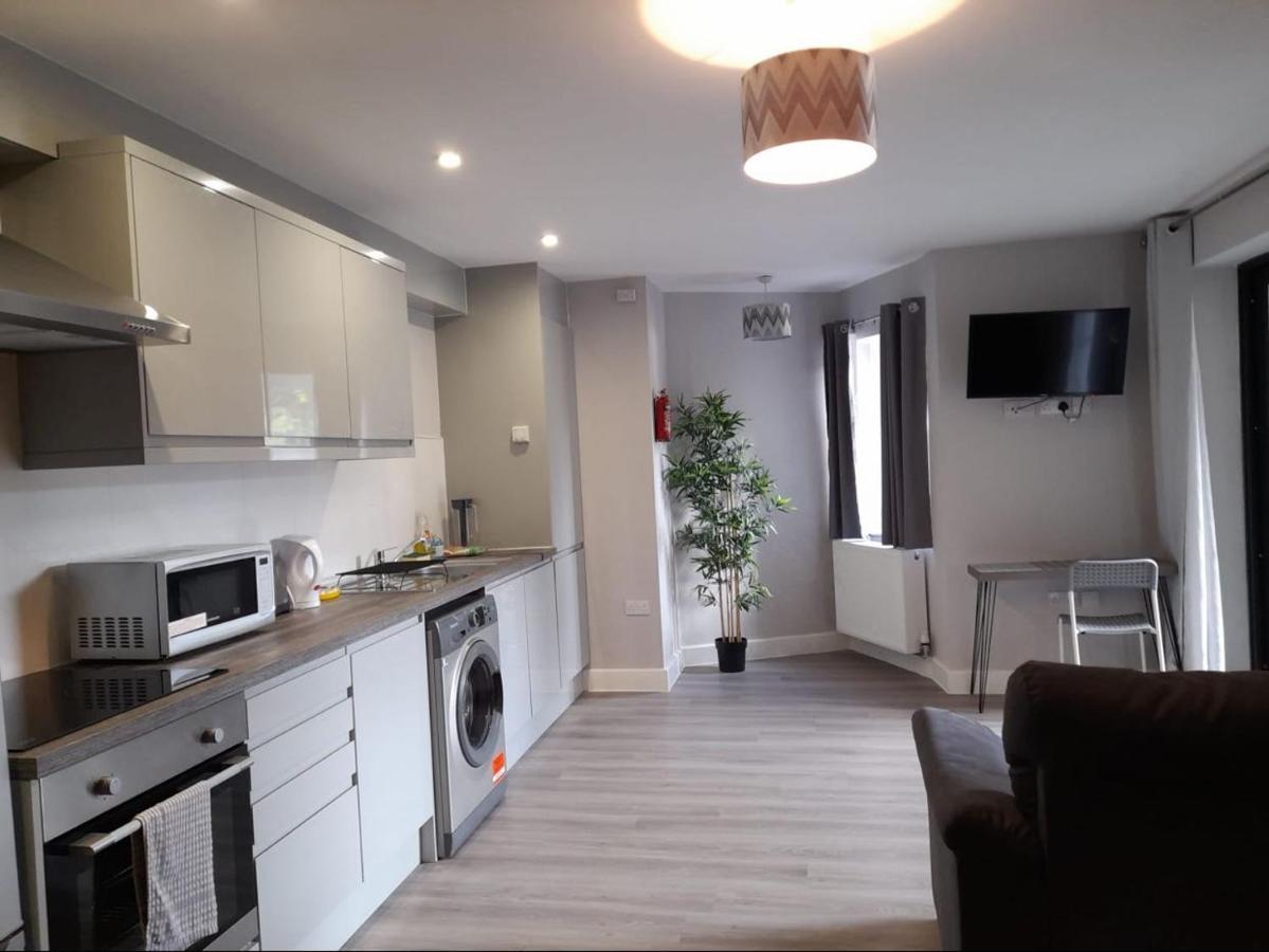 Apartments Heathrow - Hounslow Cranford Exterior foto